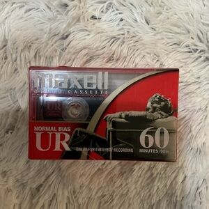 Maxell Audio cassette set of 5 60 minutes each